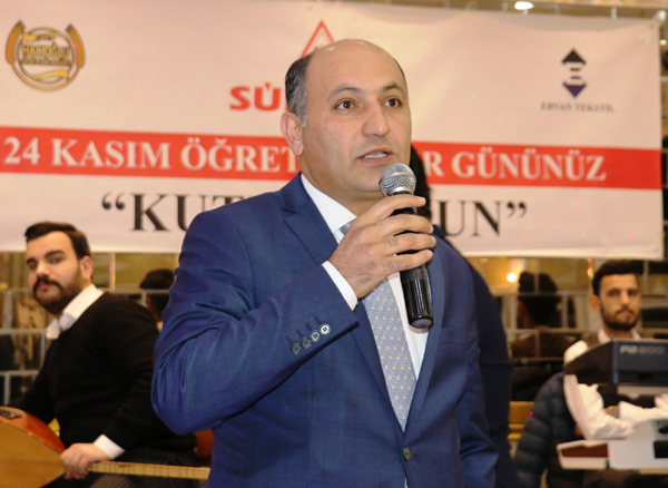 S&uuml;erler Grup'tan &ouml;ğretmenlere jest